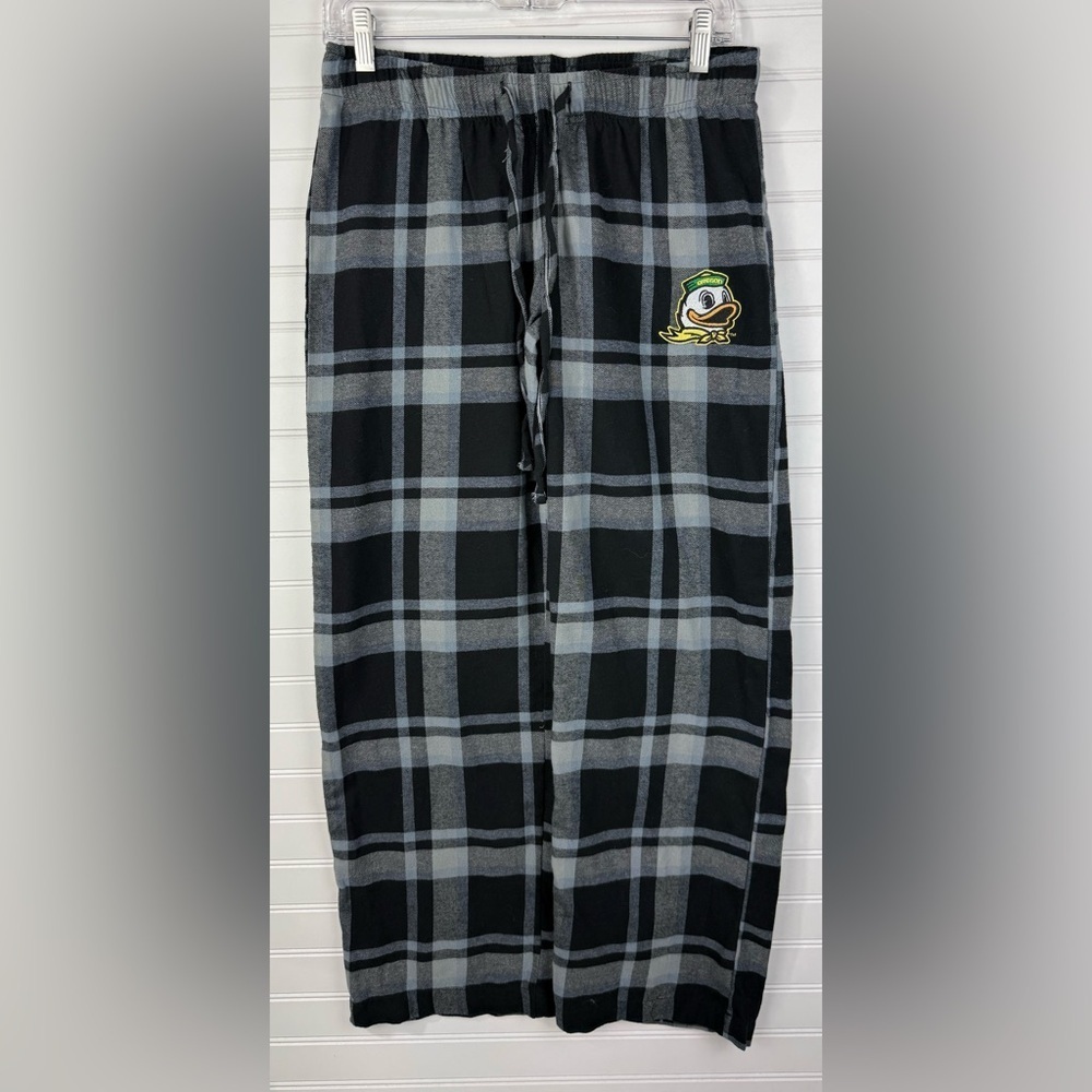 Oregon Ducks women’s Black and Gray Plaid light flannel pajama pants Size small
